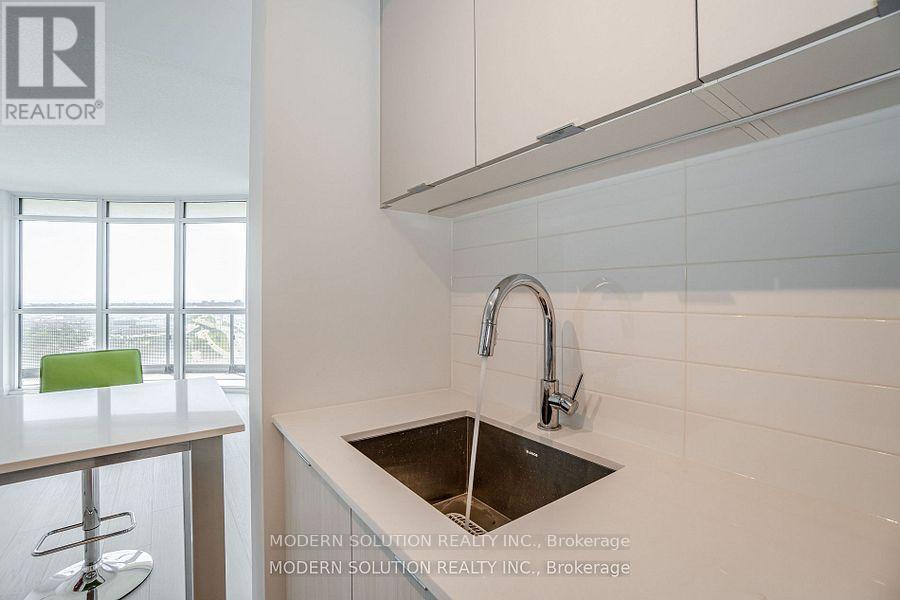 1709 - 30 Gibbs Road, Toronto, Ontario  M9B 0E4 - Photo 11 - W10414430