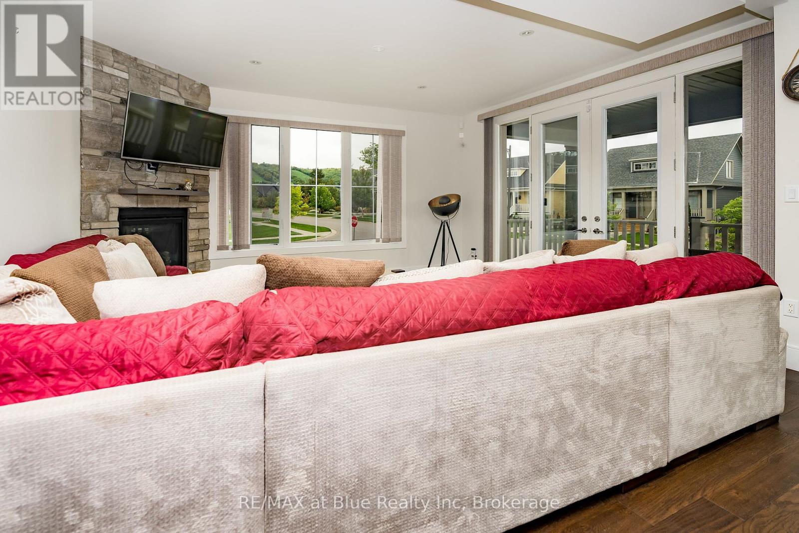 107 Snow Apple Crescent, Blue Mountains, Ontario  L9Y 0Y1 - Photo 24 - X11895422