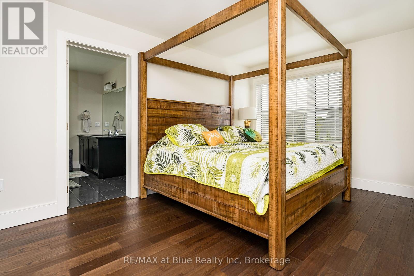 107 Snow Apple Crescent, Blue Mountains, Ontario  L9Y 0Y1 - Photo 36 - X11895422