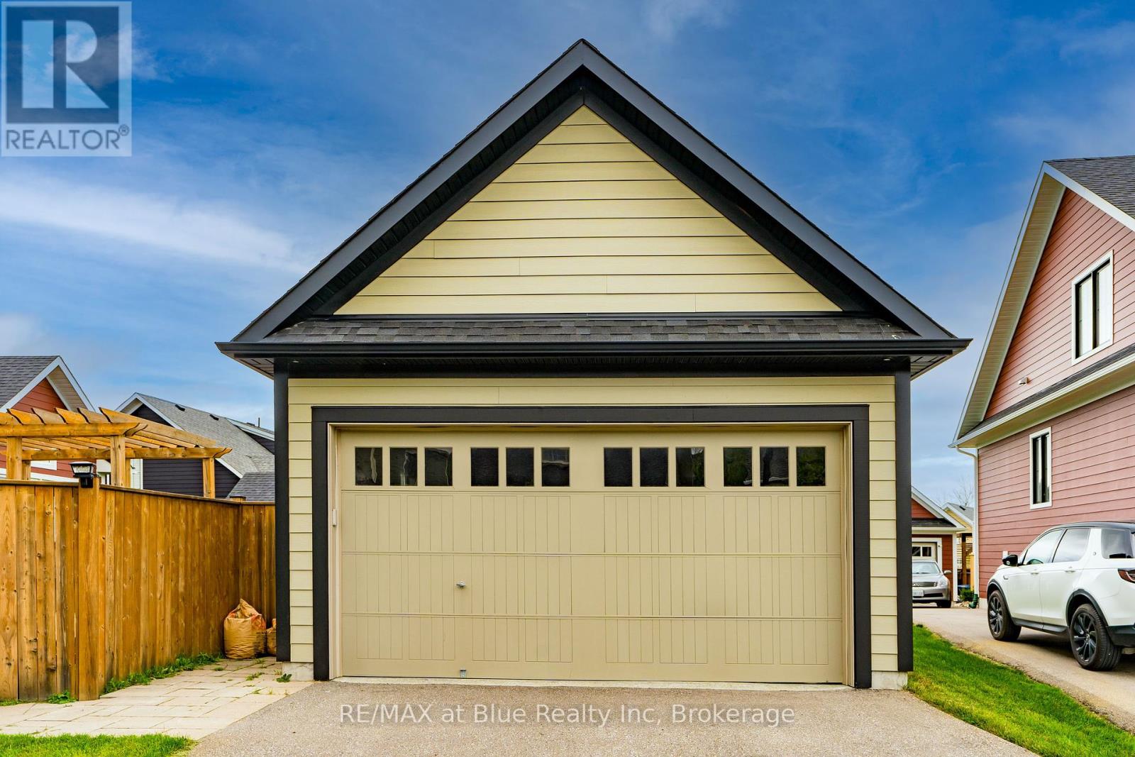 107 Snow Apple Crescent, Blue Mountains, Ontario  L9Y 0Y1 - Photo 4 - X11895422