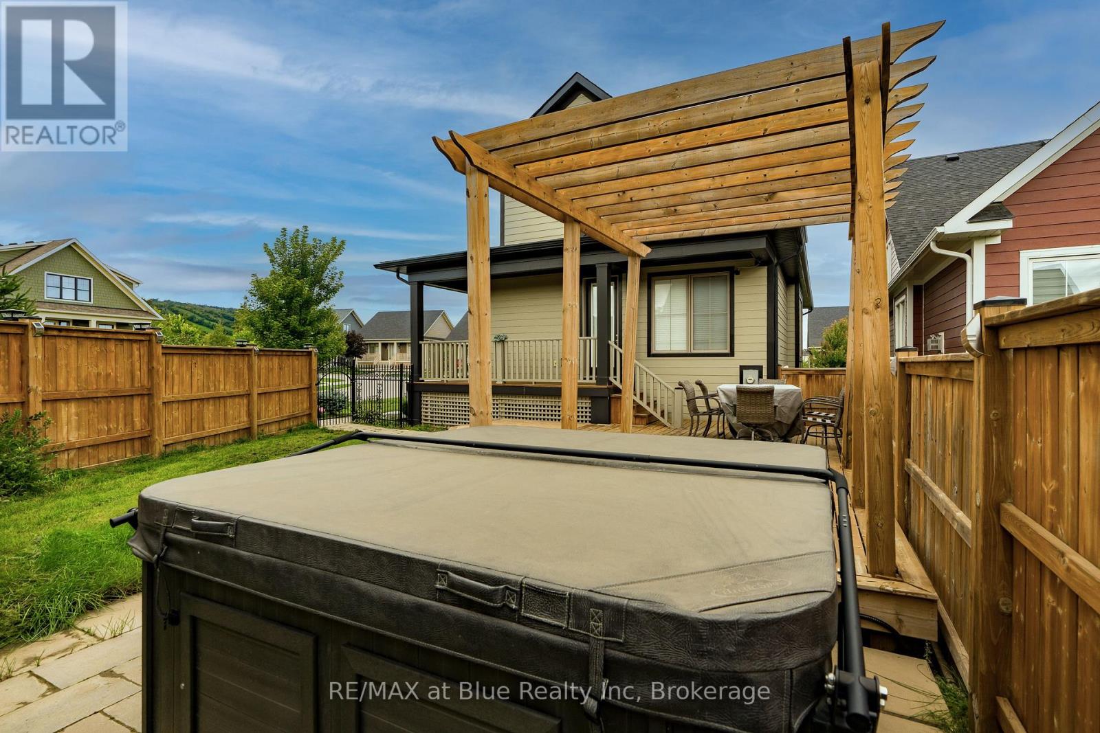 107 Snow Apple Crescent, Blue Mountains, Ontario  L9Y 0Y1 - Photo 6 - X11895422