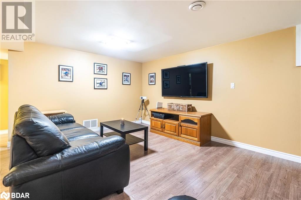 328 Peek-A-Boo Trail, Tiny, Ontario  L9M 0B3 - Photo 16 - 40684986