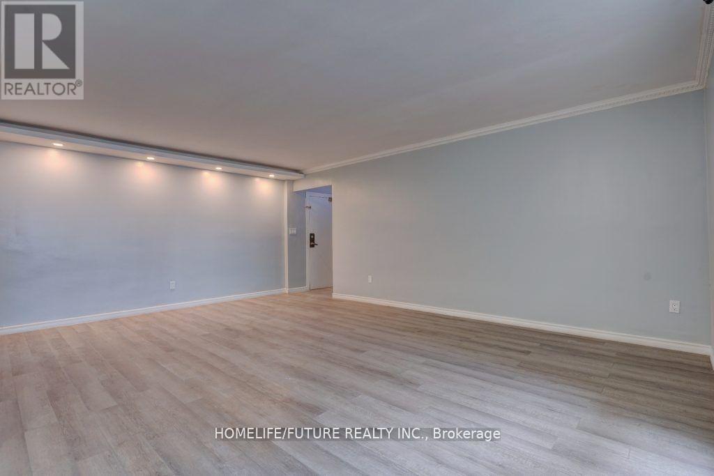 2519 - 5 Massey Square, Toronto, Ontario  M4C 5L6 - Photo 10 - E11899832