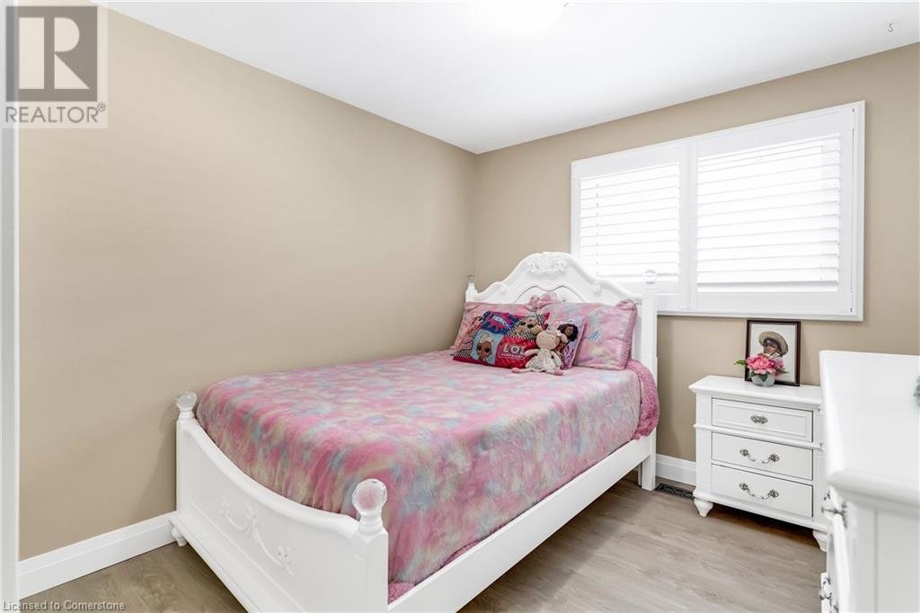 63 Gibson DriveKitchener, Ontario  N2B 2P5 - Photo 28 - 40686061