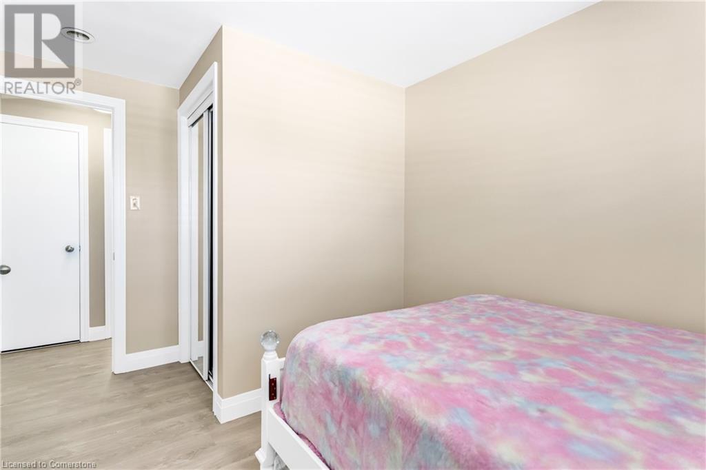 63 Gibson DriveKitchener, Ontario  N2B 2P5 - Photo 29 - 40686061