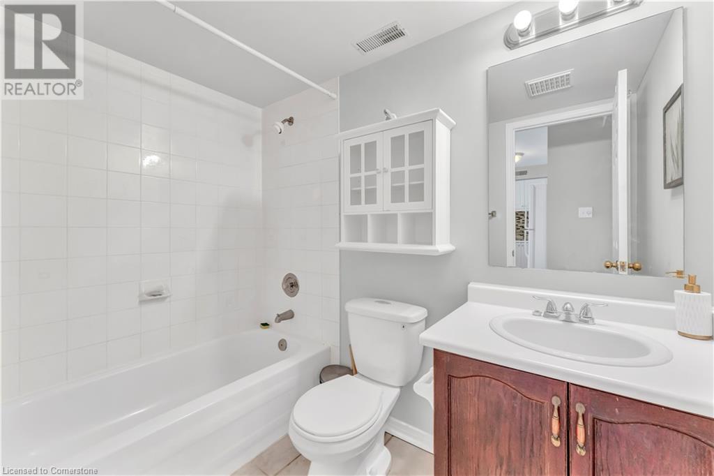 2120 Headon Road Unit# 6Burlington, Ontario  L7M 4J9 - Photo 22 - 40684349