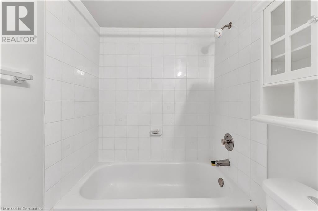 2120 Headon Road Unit# 6Burlington, Ontario  L7M 4J9 - Photo 23 - 40684349