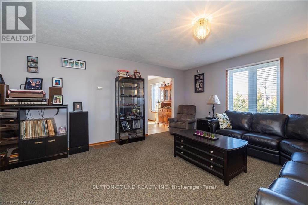 401142 Grey Rd 17, Georgian Bluffs, Ontario  N0H 2T0 - Photo 9 - X11880073