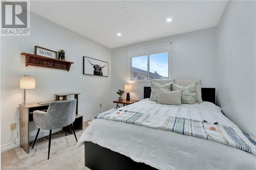 31 Farringford Drive, Brantford, Ontario  N3R 6K5 - Photo 16 - 40684059