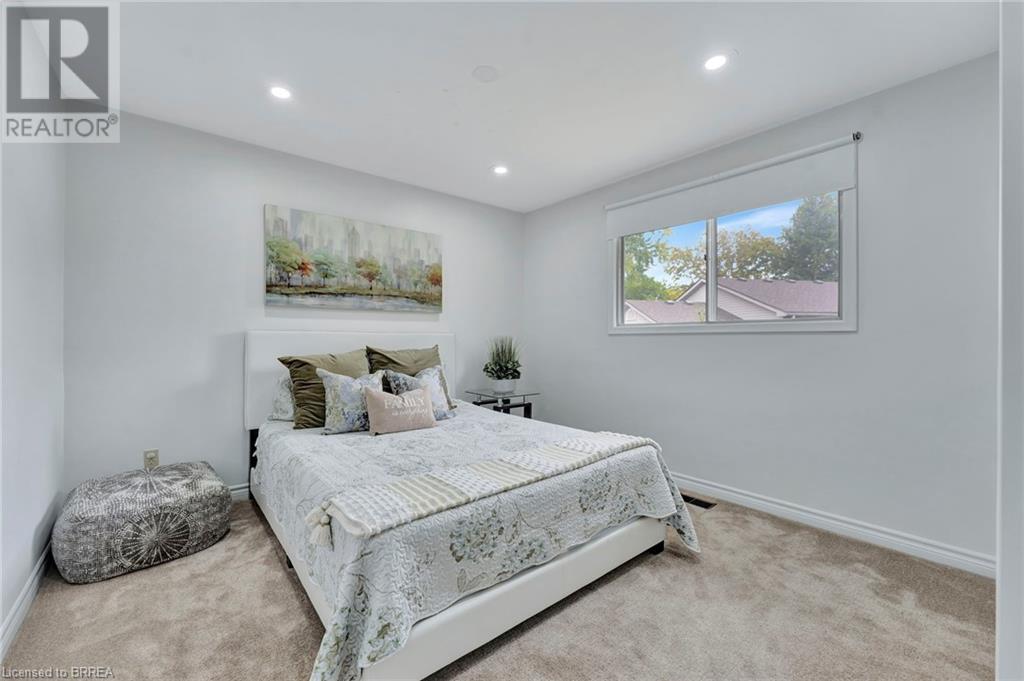 31 Farringford Drive, Brantford, Ontario  N3R 6K5 - Photo 17 - 40684059