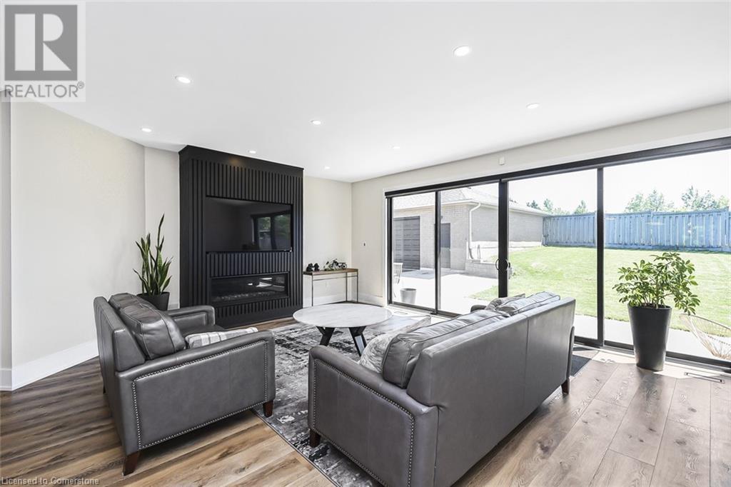 353 Highland Road W, Hamilton, Ontario  L8J 2S2 - Photo 10 - 40669562