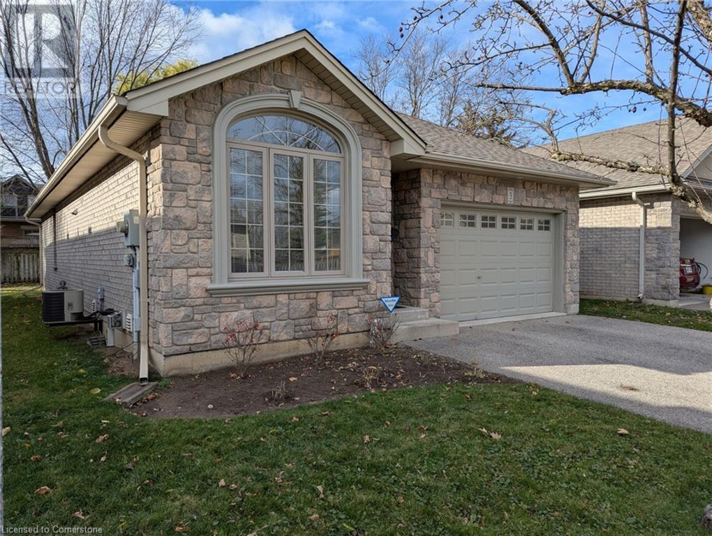 54 GLENWOOD Drive Unit# 3, Brantford, Ontario