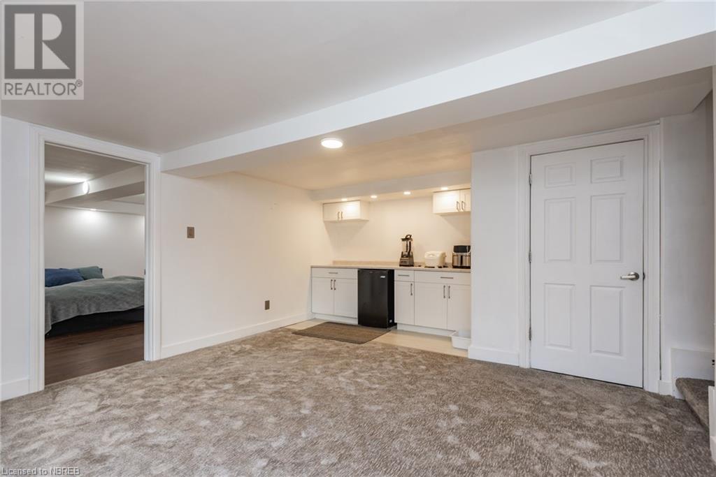 976 Premier Road, North Bay, Ontario  P1A 2H8 - Photo 29 - 40686297