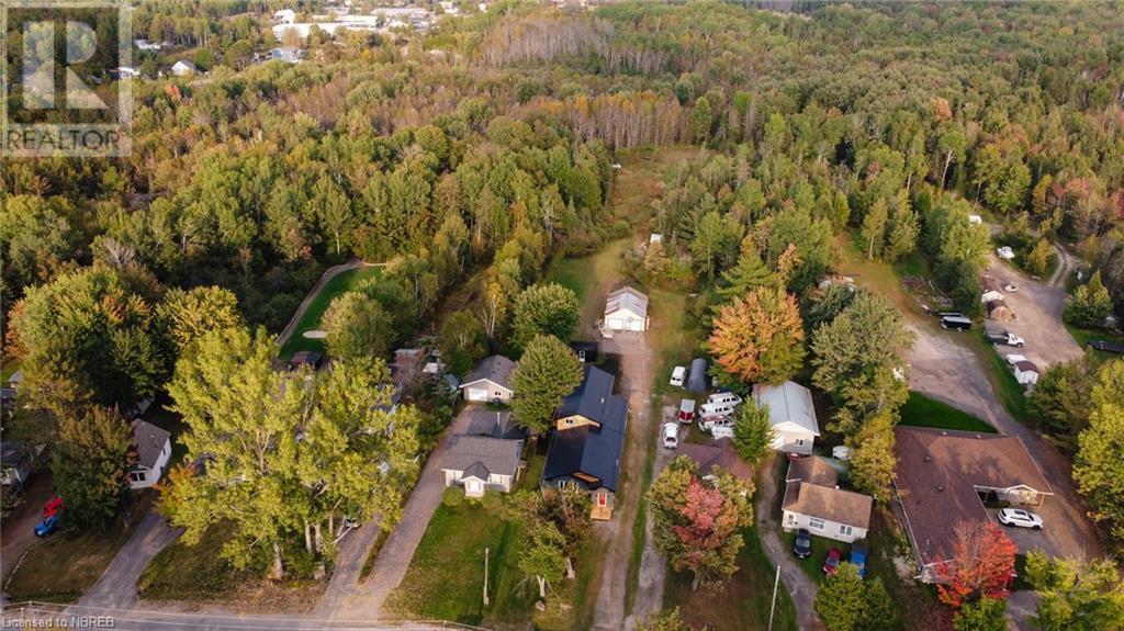 976 Premier Road, North Bay, Ontario  P1A 2H8 - Photo 44 - 40686297