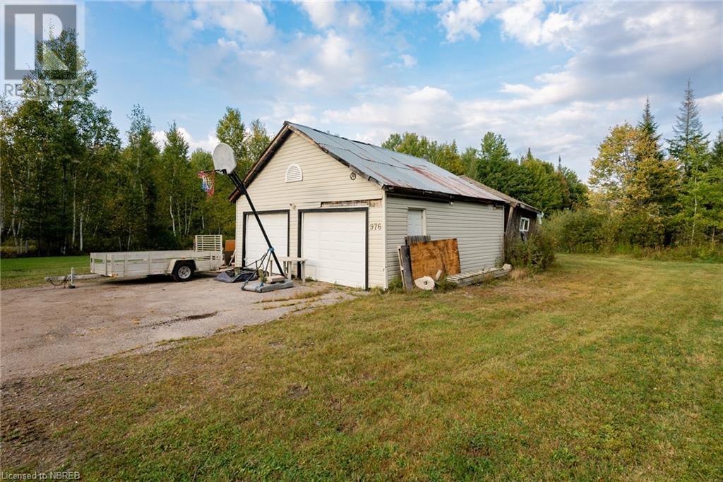 976 Premier Road, North Bay, Ontario  P1A 2H8 - Photo 42 - 40686297