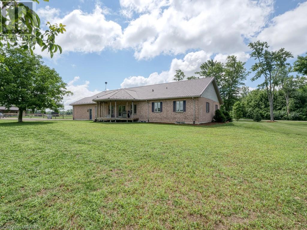 26202 Bear Creek Road, Ailsa Craig, Ontario  N0M 2M0 - Photo 11 - 40659740