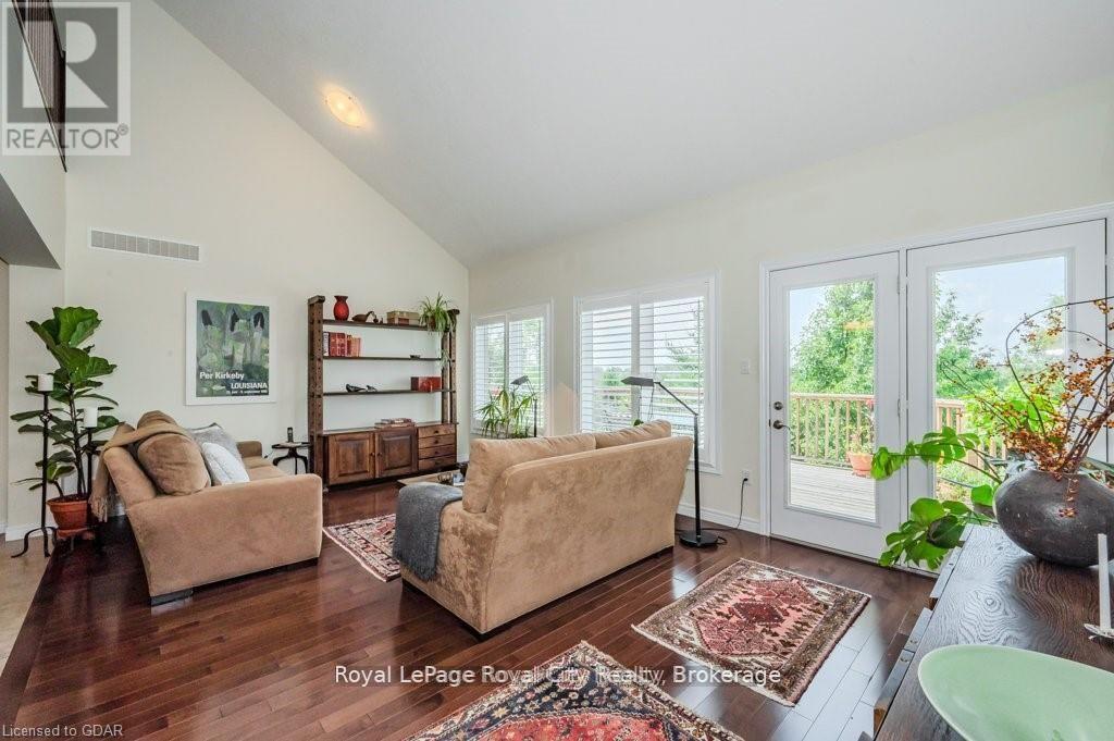 28 - 19 Simmonds Drive, Guelph, Ontario  N1E 0H4 - Photo 4 - X11879737