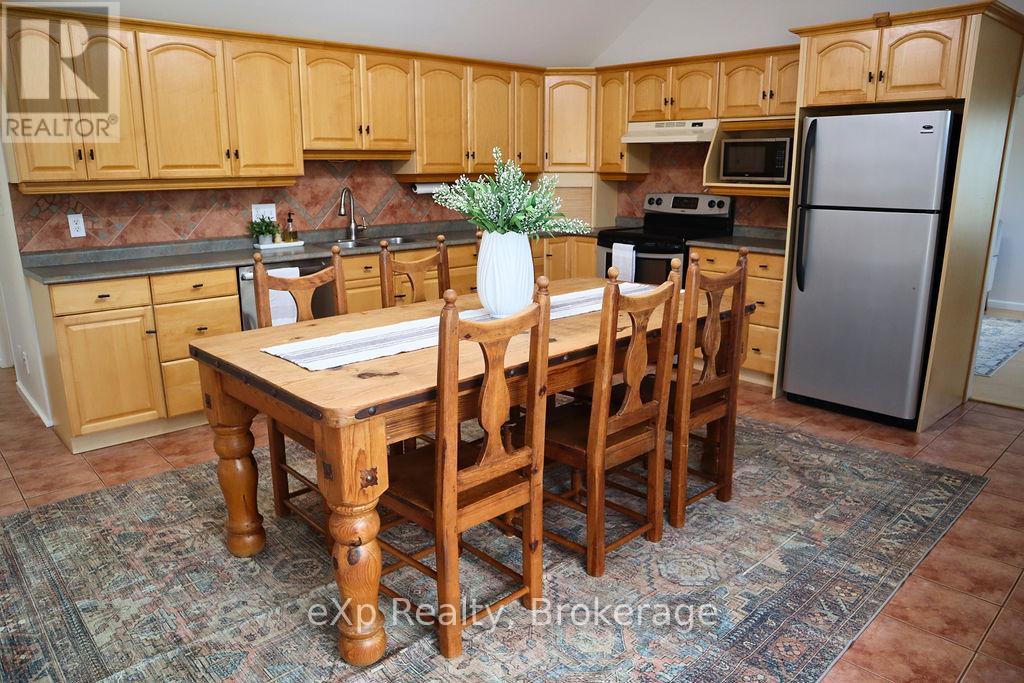 54221 Talbot Line, Bayham, Ontario  N0J 1H0 - Photo 10 - X11880184