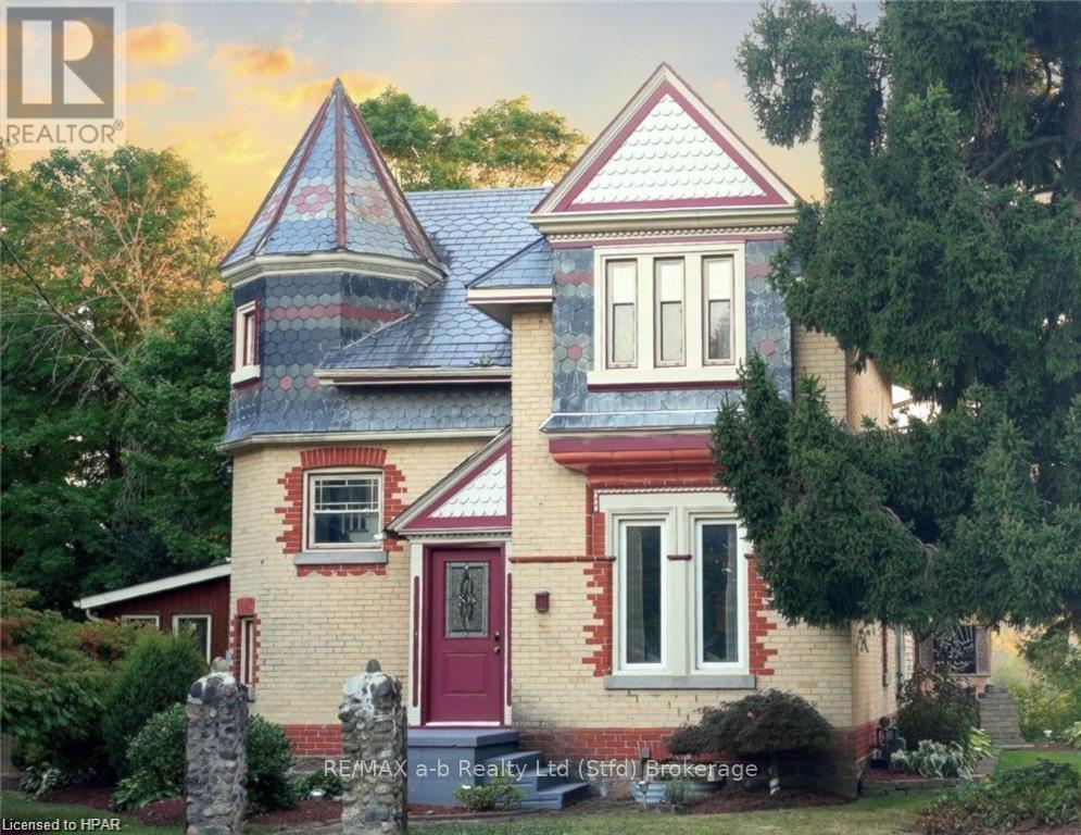 310 NORTHUMBERLAND STREET, North Dumfries, Ontario