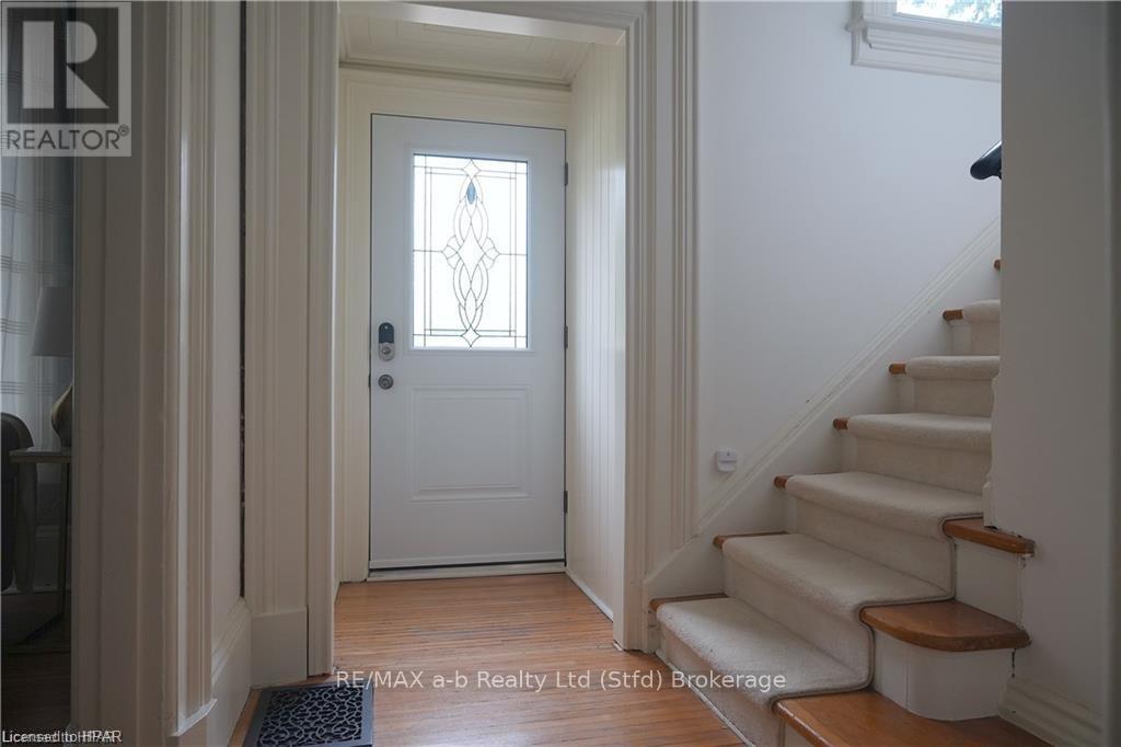 310 Northumberland Street, North Dumfries, Ontario  N0B 1E0 - Photo 16 - X11880269