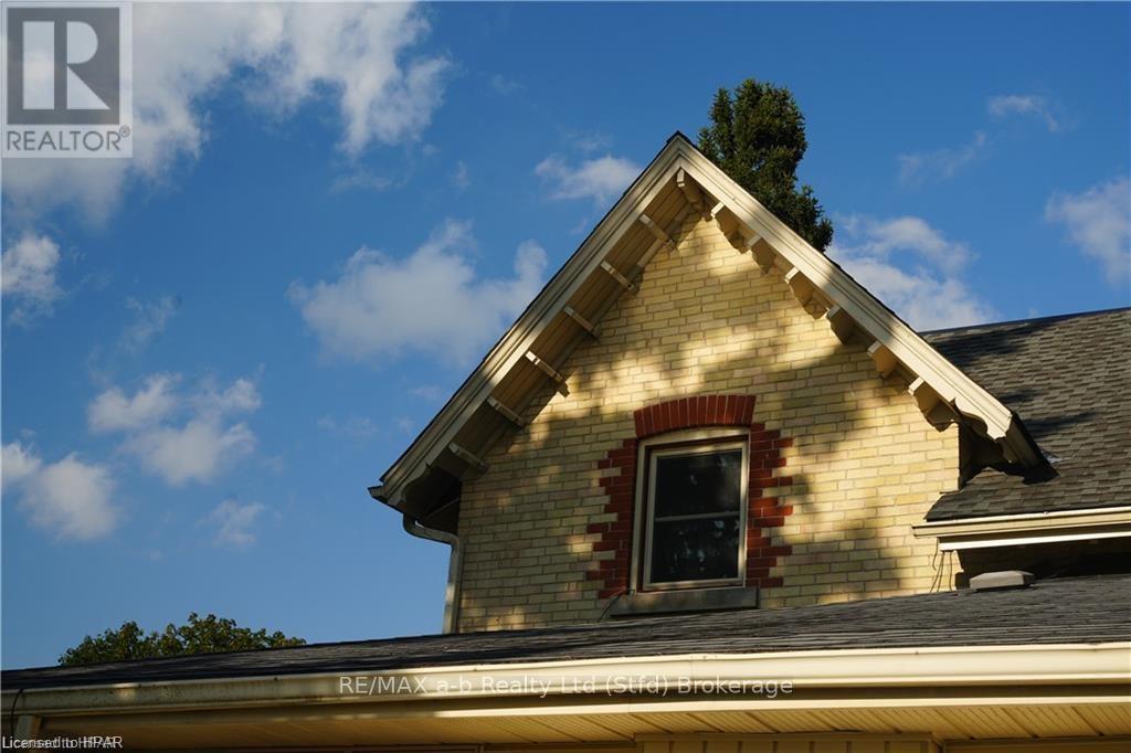 310 Northumberland Street, North Dumfries, Ontario  N0B 1E0 - Photo 34 - X11880269