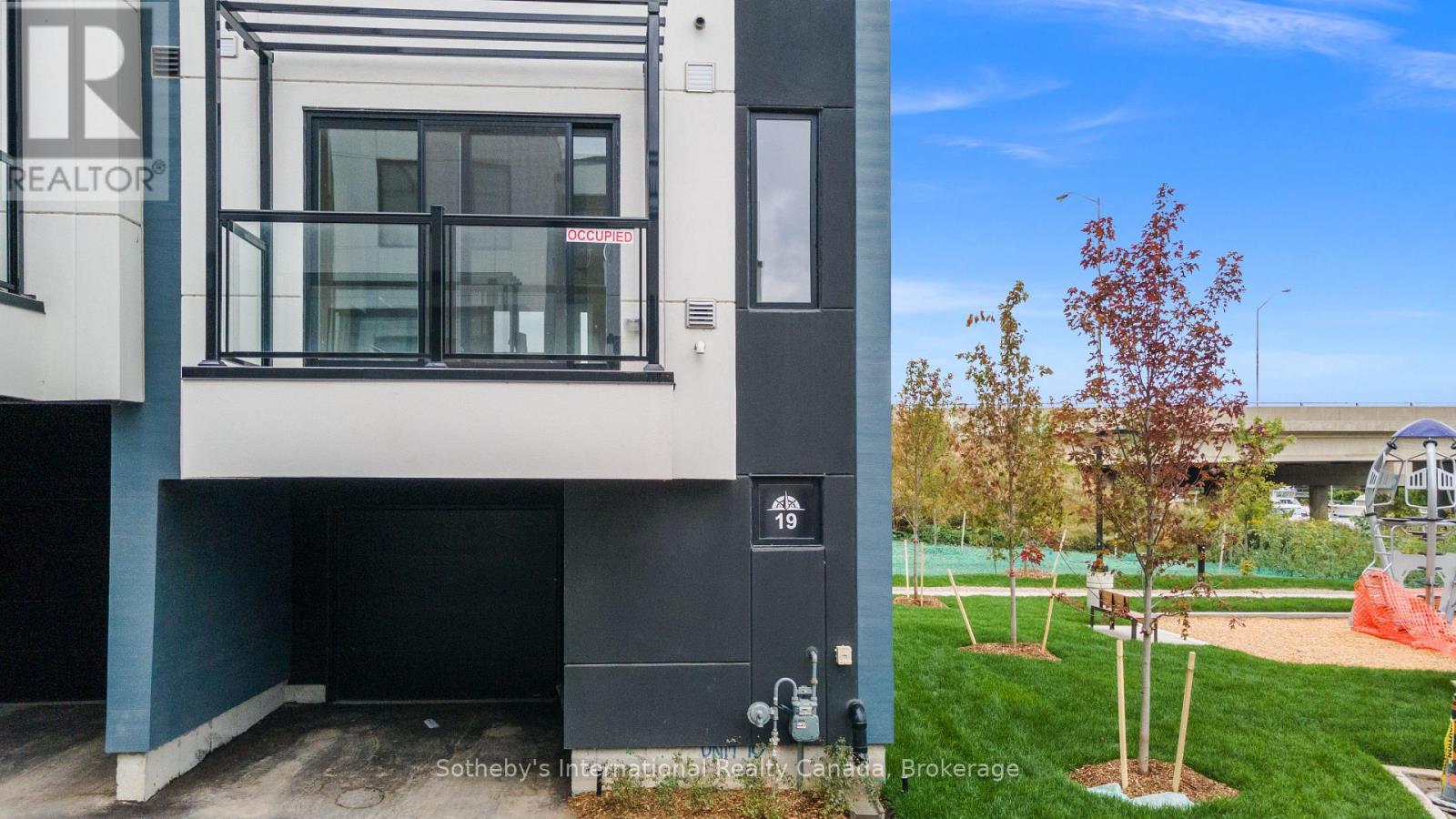 19 Mariner's Pier Way, Orillia, Ontario  L3V 8P4 - Photo 2 - S11900006