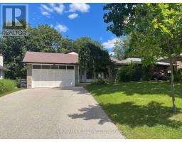 Upper - 5 Kingsborough Crescent, Toronto (Willowridge-Martingrove-Richview), Ca