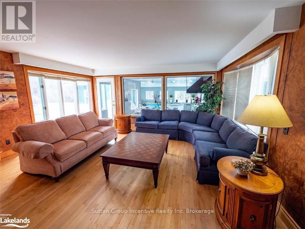 4361 12 S, Ramara, Ontario  L3V 6J6 - Photo 16 - S10438403