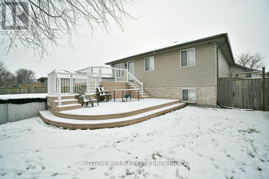 578 Harris Circle, Strathroy-Caradoc, Ontario  N7G 4H2 - Photo 25 - X11900079