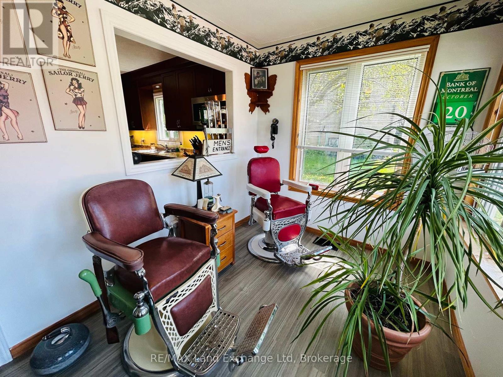 18 Clarinda Street S, South Bruce, Ontario  N0G 2S0 - Photo 3 - X11900127