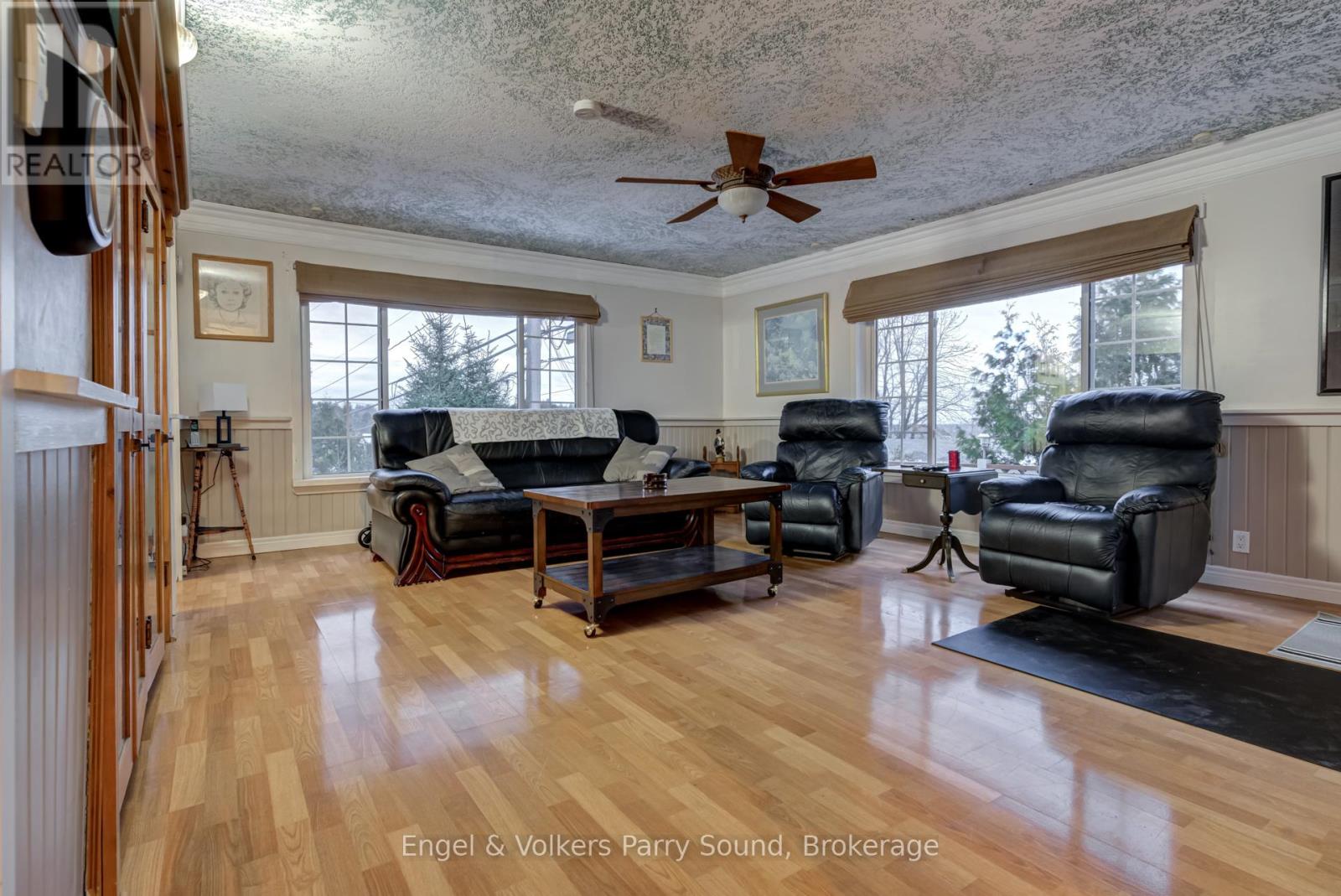 42 Emily Street, Parry Sound, Ontario  P2A 2P5 - Photo 4 - X11900240