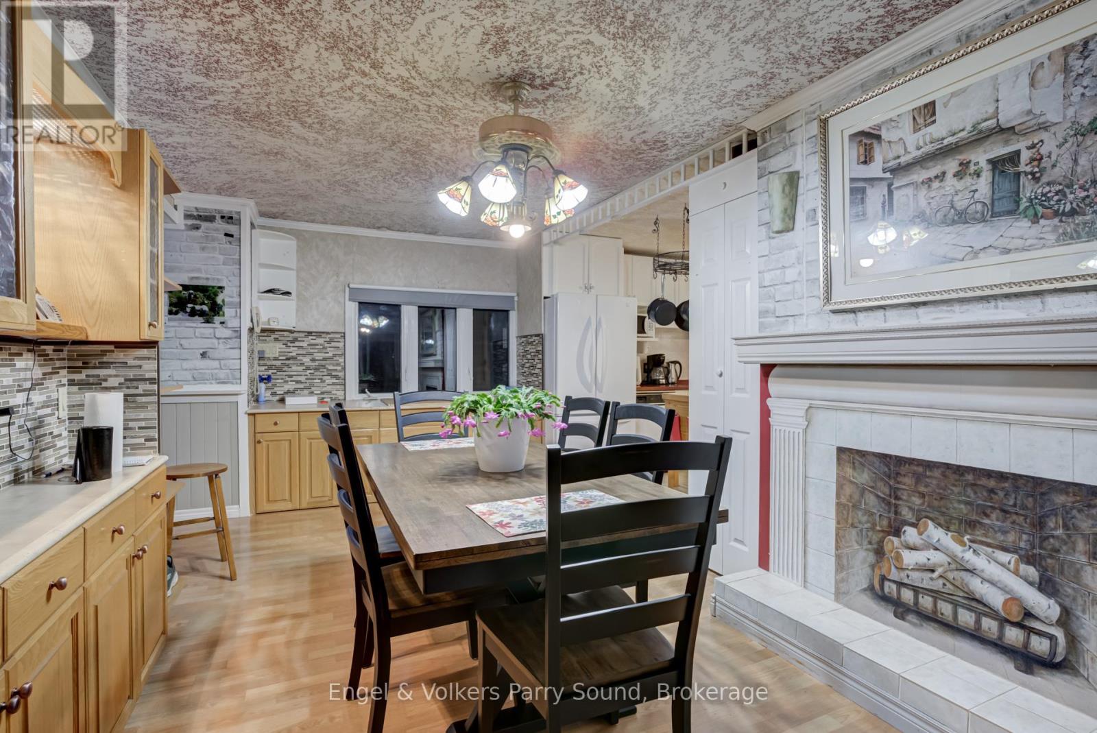 42 Emily Street, Parry Sound, Ontario  P2A 2P5 - Photo 9 - X11900240