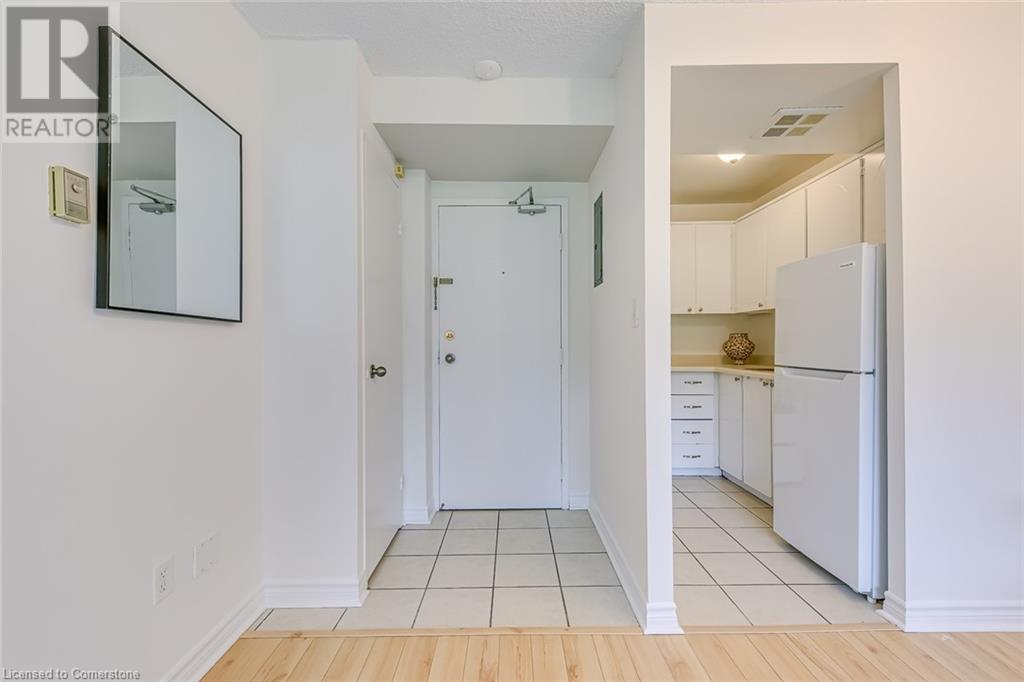 150 Charlton East Avenue Unit# 1205, Hamilton, Ontario  L8N 3X3 - Photo 5 - 40652916