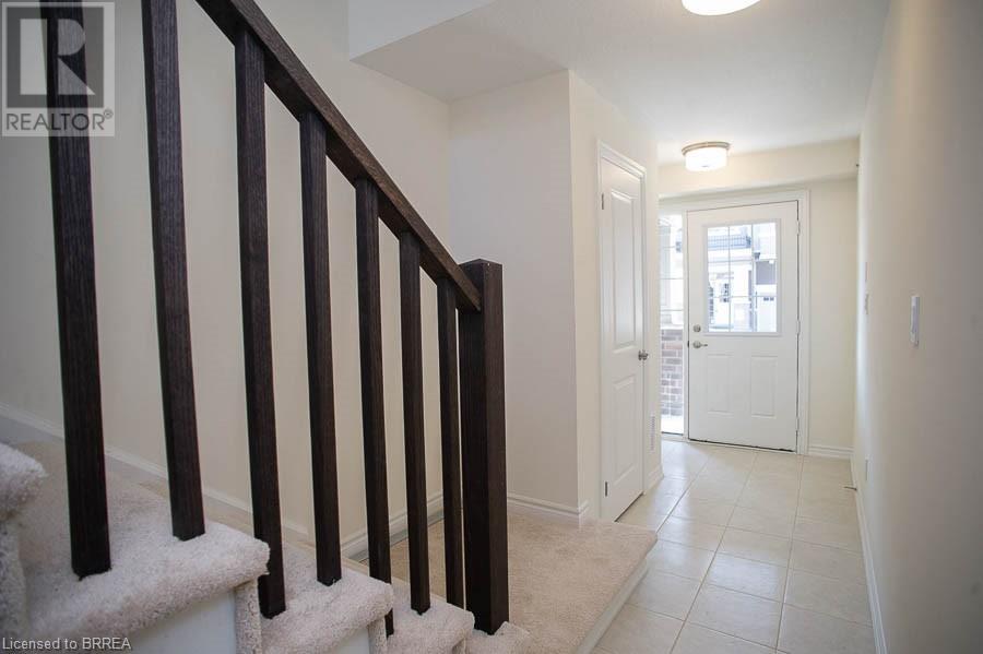 620 Colborne Street W Unit# 19, Brantford, Ontario  N3T 5L5 - Photo 2 - 40686329