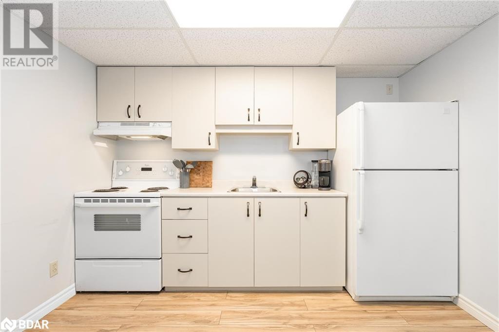 110 Chieftain Crescent, Barrie, Ontario  L4N 6J3 - Photo 17 - 40685273