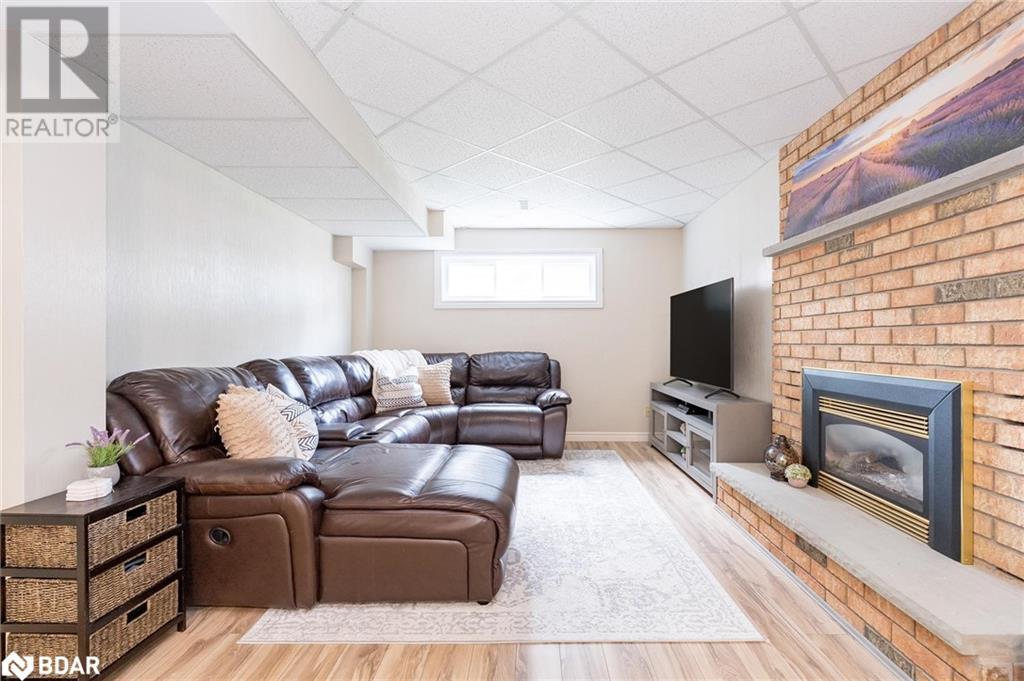 110 Chieftain Crescent, Barrie, Ontario  L4N 6J3 - Photo 23 - 40685273