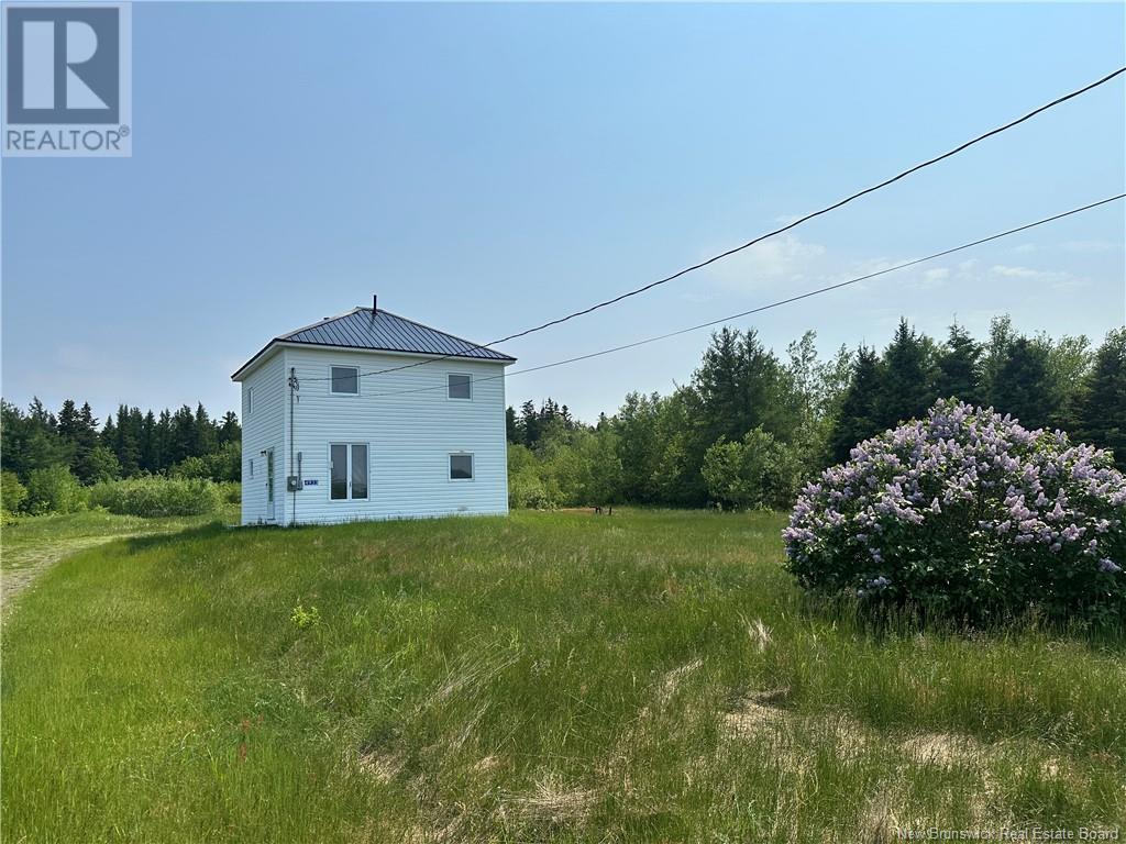 4933 Route 117 Route, Escuminac, New Brunswick  E1A 1R4 - Photo 3 - NB110564