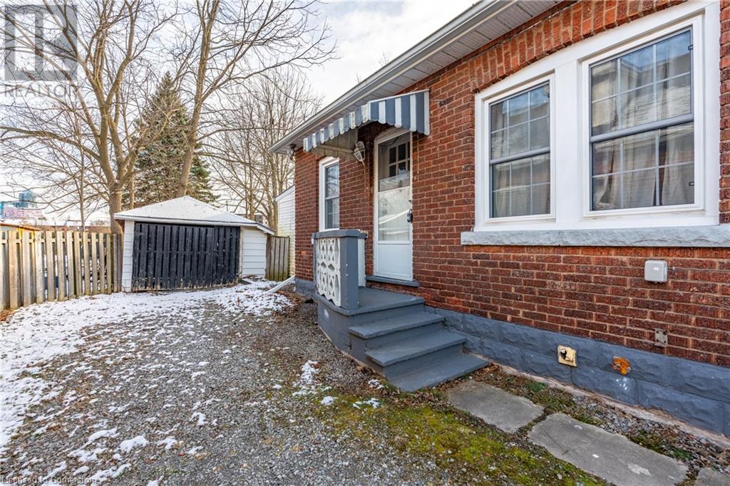 6584 Orchard Avenue, Niagara Falls, Ontario  L2G 4H5 - Photo 4 - 40684167