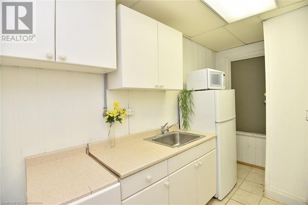 275 Main Street W, Hamilton, Ontario  L8P 1J7 - Photo 8 - 40686037