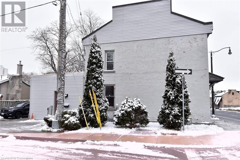 275 Main Street W, Hamilton, Ontario  L8P 1J7 - Photo 2 - 40686037