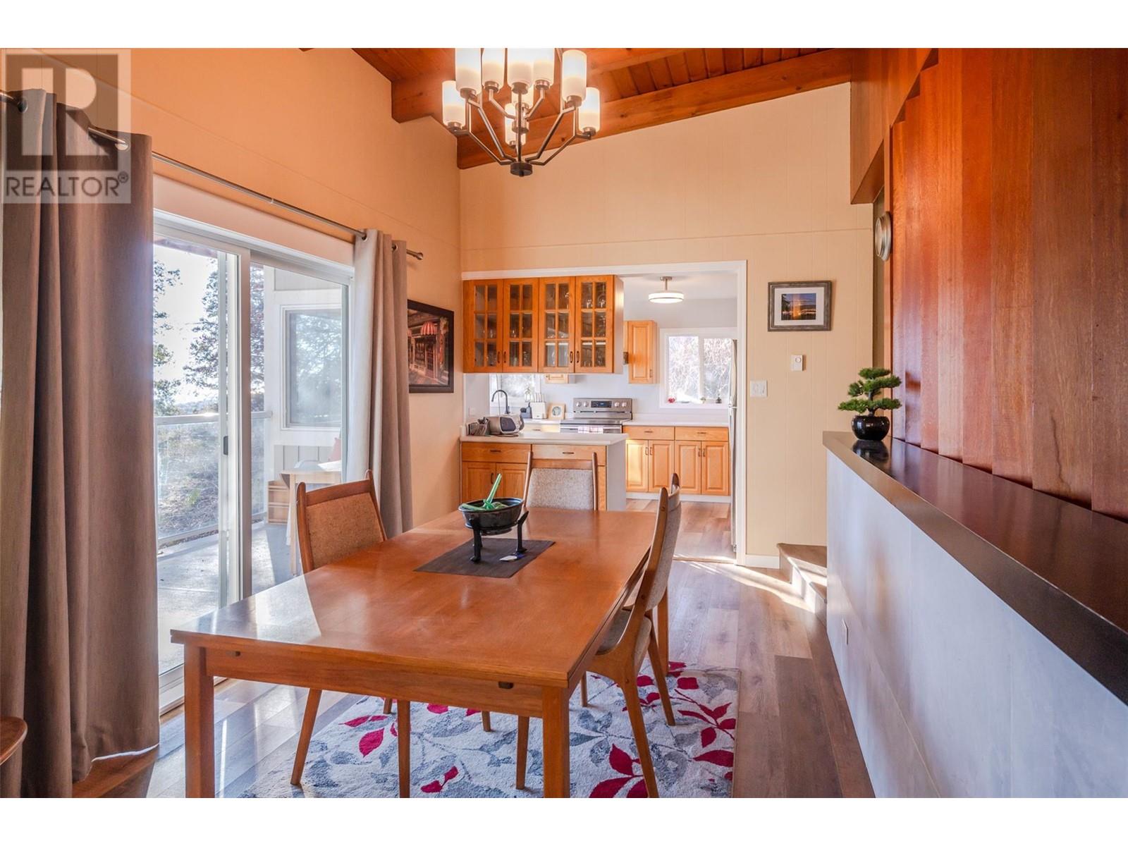 Property at 117 Hyslop Drive image 4