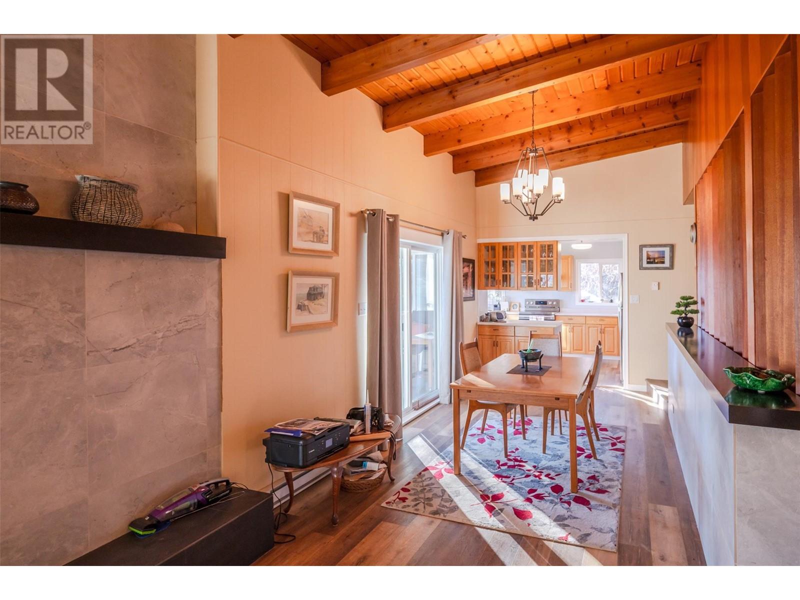 Property at 117 Hyslop Drive image 2