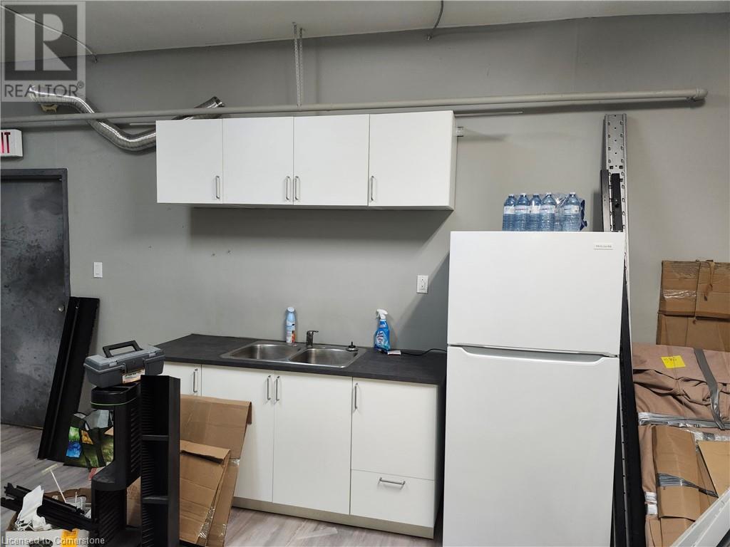 624 King Street ECambridge, Ontario  N3H 3N6 - Photo 13 - 40686199