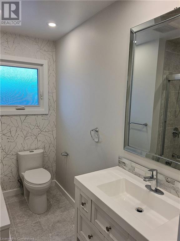 27 Idlewood Avenue, Hamilton, Ontario  L8T 1W1 - Photo 7 - 40686361