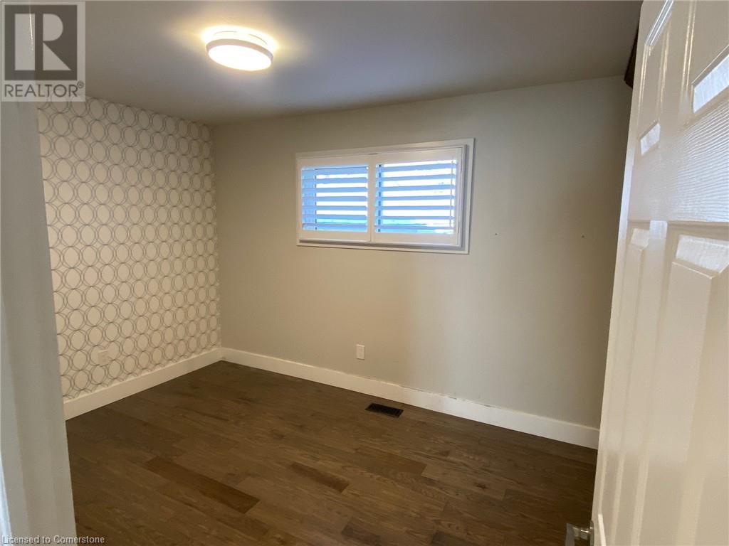 27 Idlewood Avenue, Hamilton, Ontario  L8T 1W1 - Photo 13 - 40686361