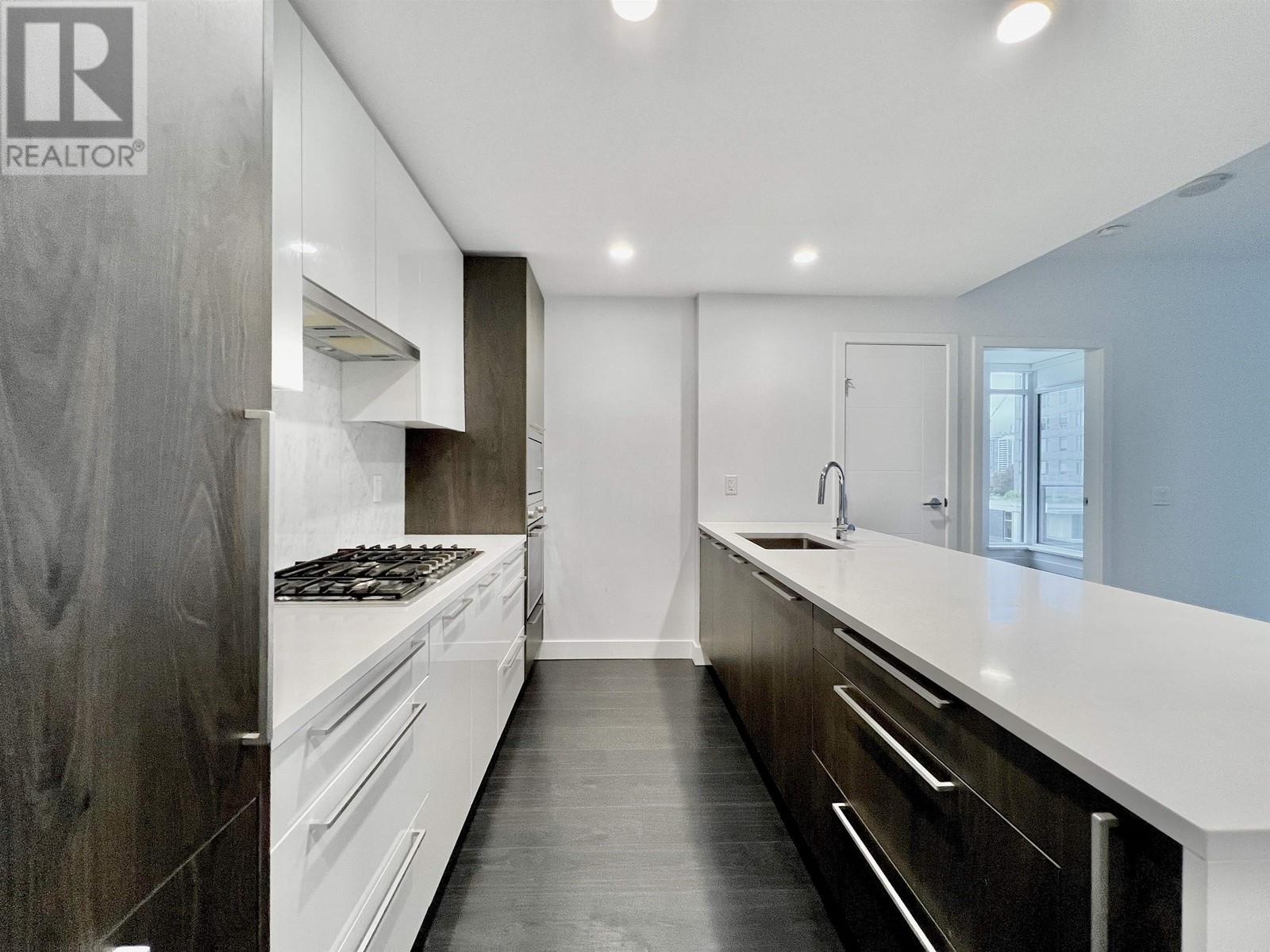 Listing Picture 8 of 40 : 506 6398 SILVER AVENUE, Burnaby / 本拿比 - 魯藝地產 Yvonne Lu Group - MLS Medallion Club Member