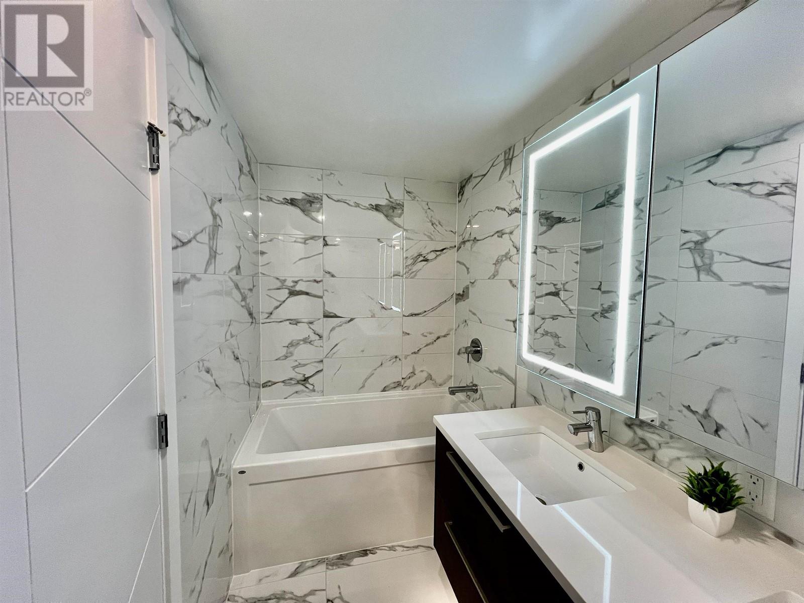 Listing Picture 18 of 40 : 506 6398 SILVER AVENUE, Burnaby / 本拿比 - 魯藝地產 Yvonne Lu Group - MLS Medallion Club Member