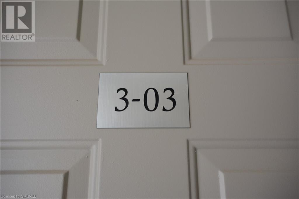 2420 Baronwood Drive Unit# 03-03, Oakville, Ontario  L6M 0J8 - Photo 2 - 40683472