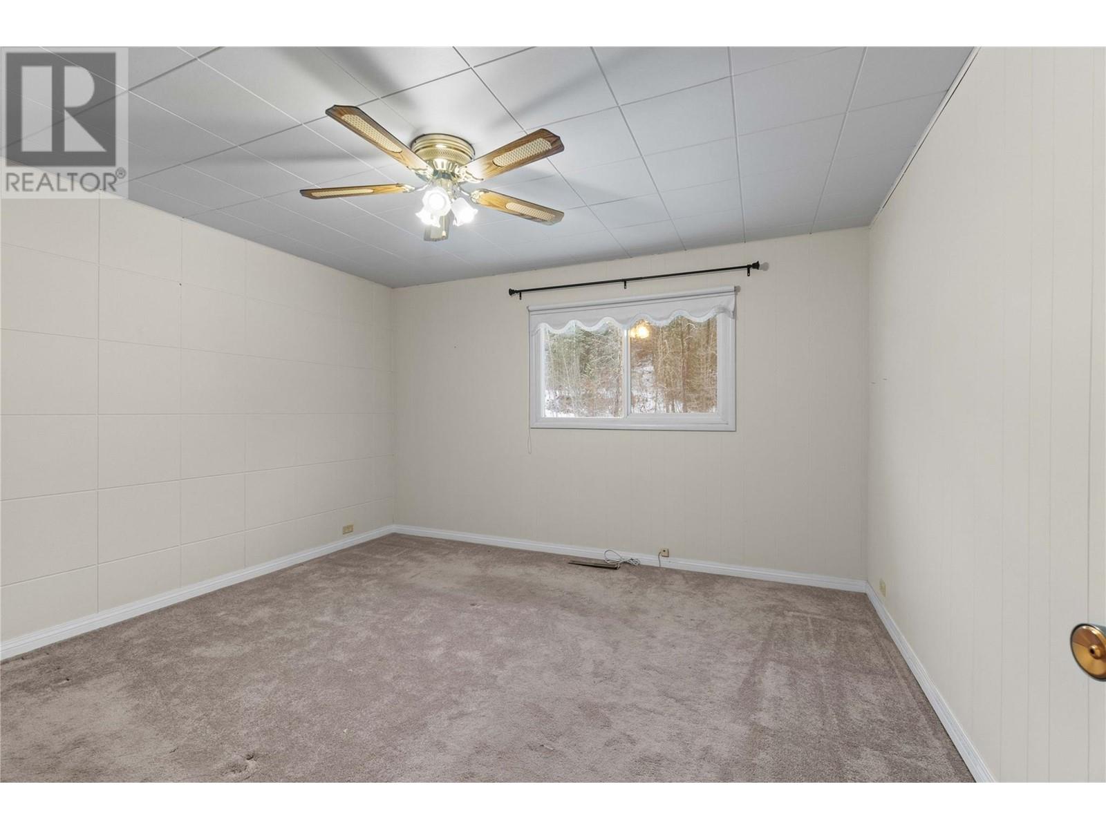 Property at 1115 Victoria Road W image 1
