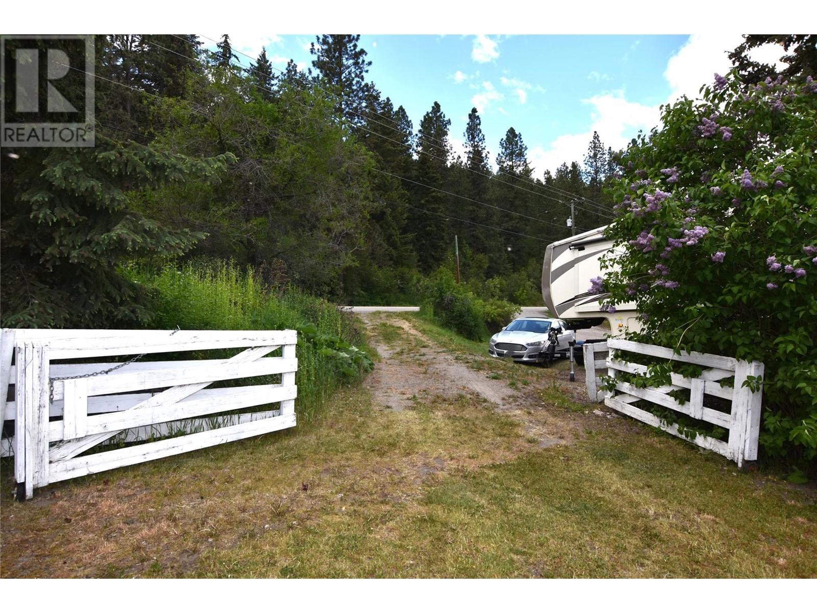 10983 Westside Road, Vernon, British Columbia  V1H 2H1 - Photo 26 - 10330749